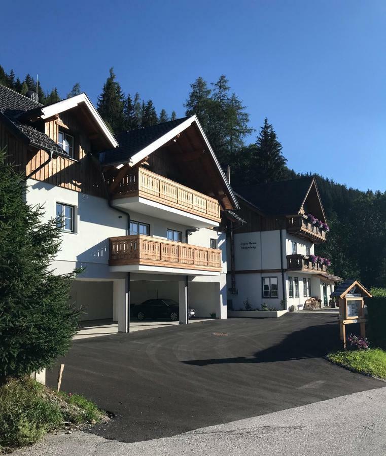 Apartmán Platzhirsch Haus im Ennstal Exteriér fotografie